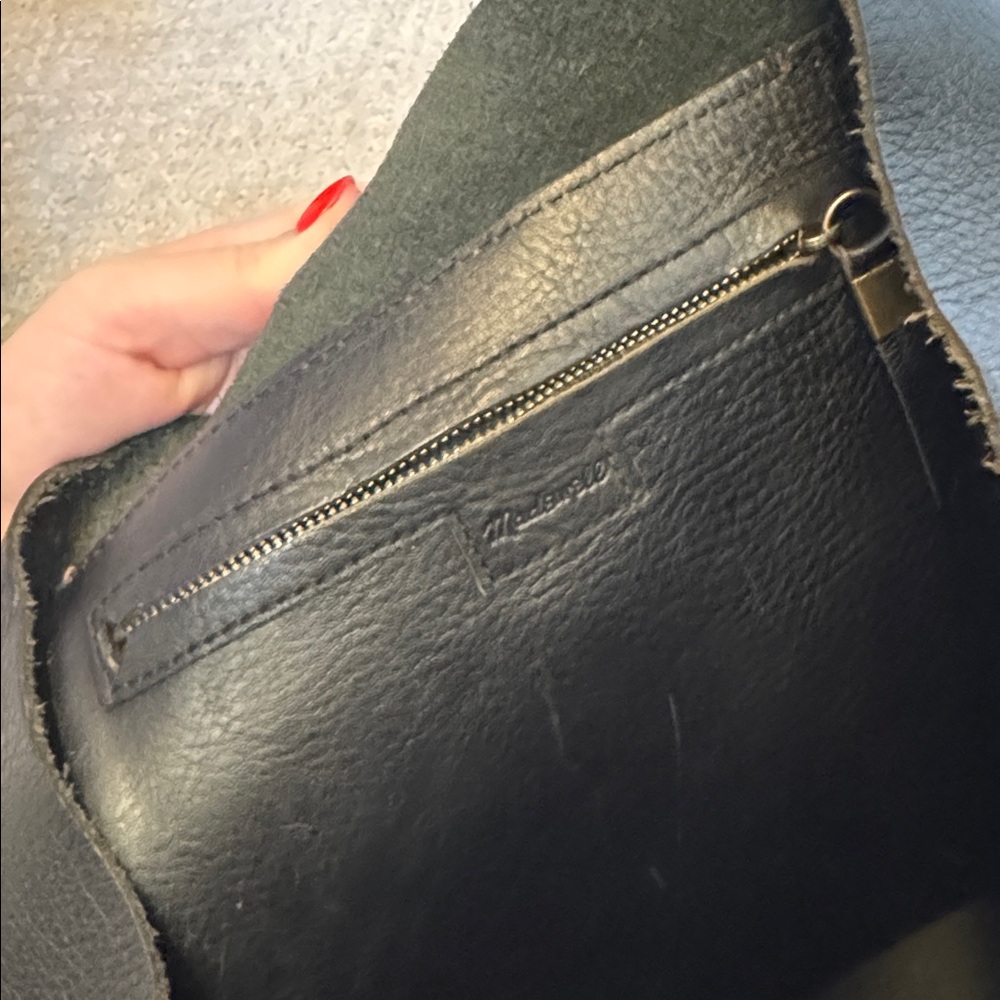Madewell Leather Tote Bag - Picture 2 of 2
